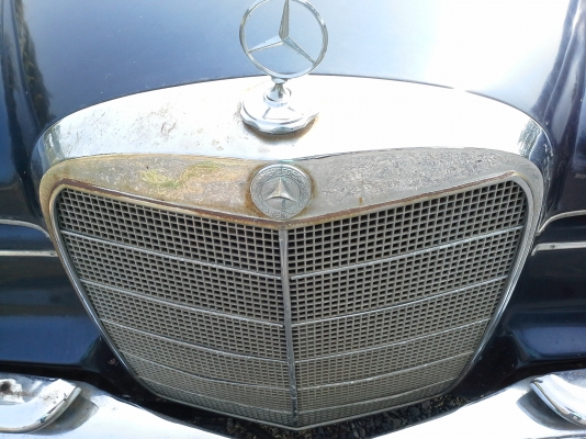 รถ BENZ 220S หางปลา รถคลาสสิค