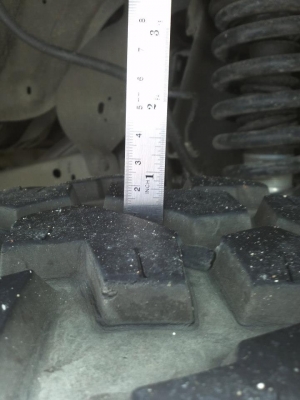 ขายยาง35 ขอบ15 ปี 12 maxxis bighorn 762 สภาพ90\% ขายยาง35 ขอบ15 ปี 12 maxxis bighorn 762 สภาพ90\%