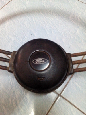 ขออนุญาติขาย พวงมาลัยรถ FORD ขออนุญาติขาย พวงมาลัยรถ FORD