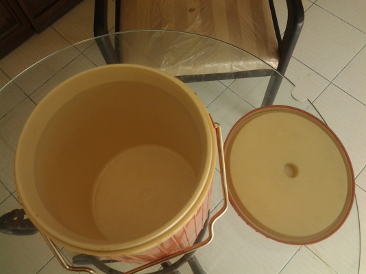 กระติกน้ำยี่ห่อแฟ๊บ