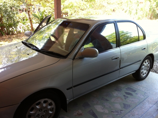 ขาย toyota ae 101 เครื่อง 1.6 Gxi auto สีบรอนเงิน