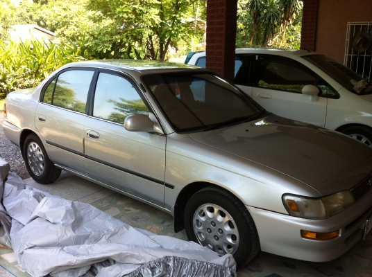 ขาย toyota ae 101 เครื่อง 1.6 Gxi auto สีบรอนเงิน