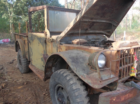ร้านm601ขอขาย dodge  m37  4x4 เครื่องเดิมอะไหล่แท้หลายอย่าง
