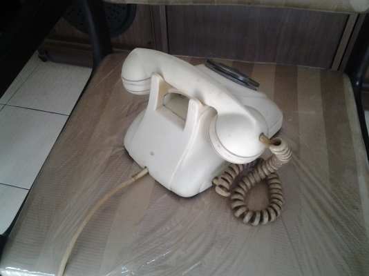 โทรศัพท์รุ่นเก่