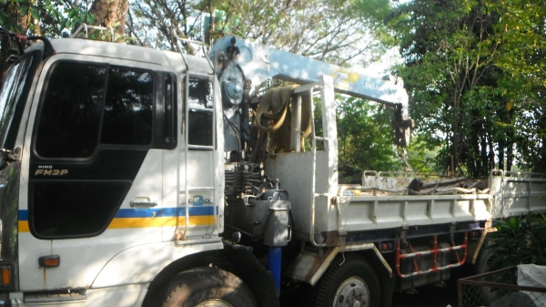 ขายครับ  รถใหญ่ รถดี