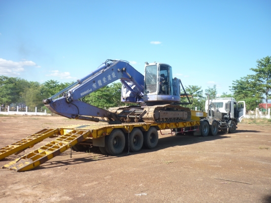 ขายแมคโค พร้อมเล่มทะเบียน