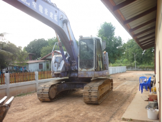 ขายแมคโค พร้อมเล่มทะเบียน