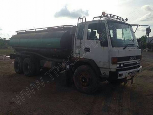 รถบรรทุก 10 ล้อ ยี่ห้อ ISUZU