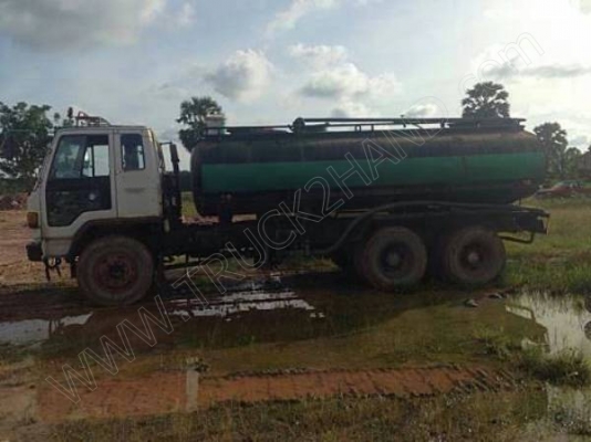 รถบรรทุก 10 ล้อ ยี่ห้อ ISUZU