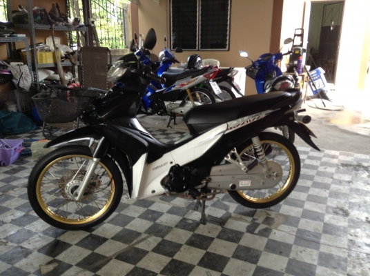 ขาย!!!เวฟ110ไอ ปี53 รถเครื่องดีคับ มีเล่มทะเบียนครบ