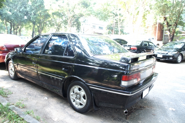 รถ PEUGEOT 405 GR รถ PEUGEOT 405 GR