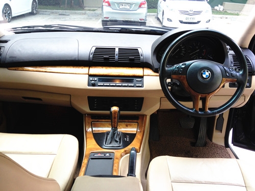 BMW 4.4i E53 2001