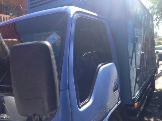 รถอีซูซุ 6 ล้อ ตู้เย็น NPR 130 แรงม้า ปี 49 สนใจติดต่อ 081 - 6079515 รถอีซูซุ 6 ล้อ ตู้เย็น NPR 130 แรงม้า ปี 49 สนใจติดต่อ 081 - 6079515