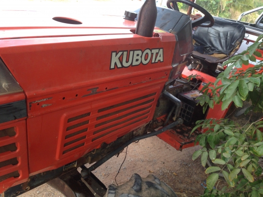 ลดราคาอีกขายคูโบต้า26 แรง    รถสวยพร้อมใช้มากๆร้อนเงินด่วน