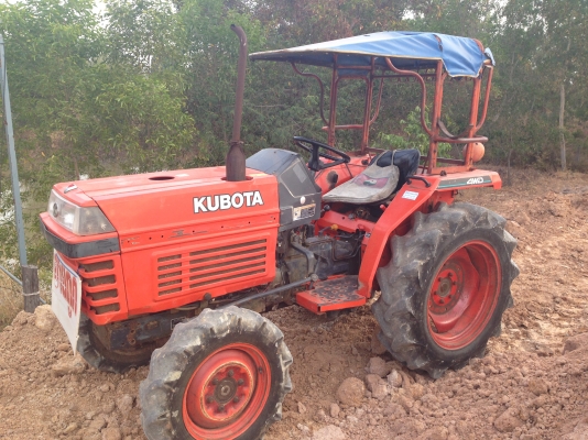 ลดราคาอีกขายคูโบต้า26 แรง    รถสวยพร้อมใช้มากๆร้อนเงินด่วน