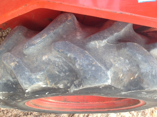 ลดราคาอีกขายคูโบต้า26 แรง    รถสวยพร้อมใช้มากๆร้อนเงินด่วน