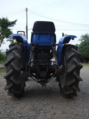 ขาย ISEKI TS1610  2เพลา พร้อมผาน 1 พวง รถใช้งานได้ปกติ สนใจติดต่อครับ