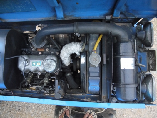 ขาย ISEKI TS1610  2เพลา พร้อมผาน 1 พวง รถใช้งานได้ปกติ สนใจติดต่อครับ