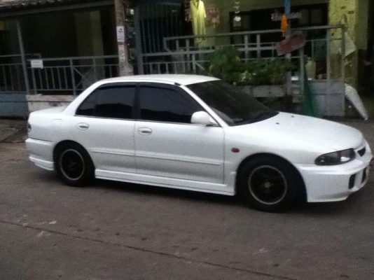 มิตซู อีคาร์ สีขาวจั๊วะ 85,000บาทไม่ขาย ขาย79,000บาท แถมคาบูแว๊กสีรถฟรีทันที