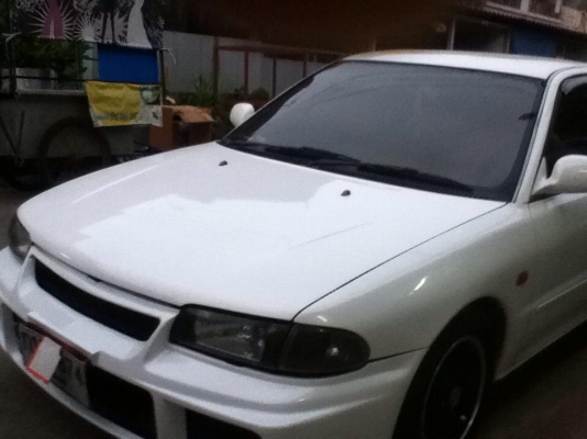 มิตซู อีคาร์ สีขาวจั๊วะ 85,000บาทไม่ขาย ขาย79,000บาท แถมคาบูแว๊กสีรถฟรีทันที