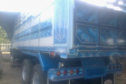 ขายรถบรรทุกสิบล้อดั๊มพ์ Isuzu 210 เครื่องเดิม เกียร์เดิม กระบะมิเนียมต่อใหม่