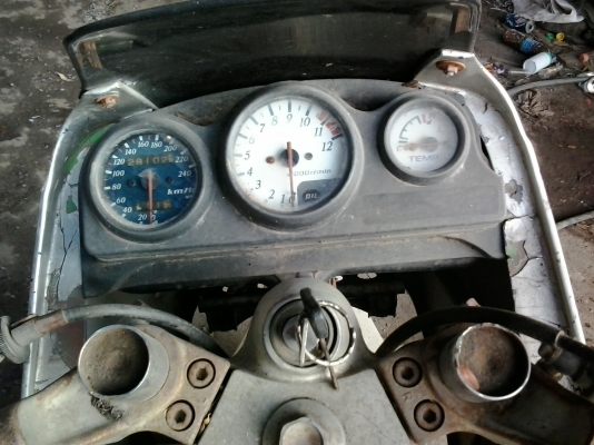 ขาย KR 150 ตัวแรงในอดีตครับ ลดราคาเหลือ 3500 ครับ