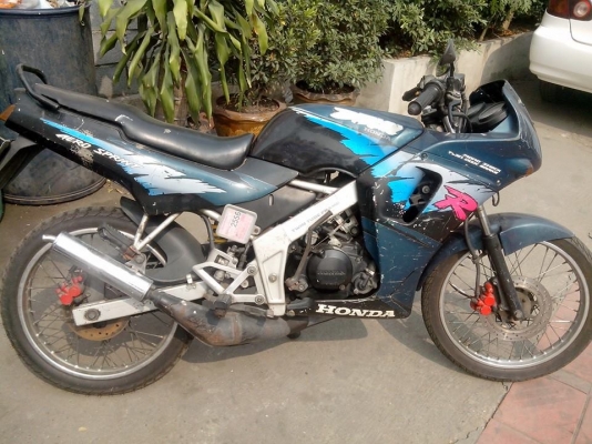 ขาย HONDA Beat R เล่มพร้อมโอนภาษีขาด 1 ปี ขาย HONDA Beat R เล่มพร้อมโอนภาษีขาด 1 ปี