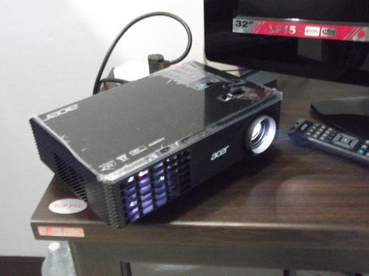 ขายเครื่องฉายโปรเจคเตอร์ Acer P1163