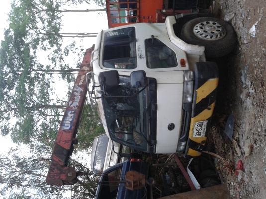 NISSAN CONDOR  เครนUNIC VTURBO  3 ตัน กะบะยาว 6.20 เมตร