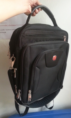 Used Brandname : กระเป๋าถือ สะพายหลัง สะพายข้าง รองเท้า มีให้เลือกชมหลายชิ้นครับผม