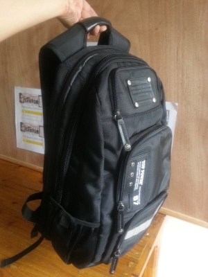 Used Brandname : กระเป๋าถือ สะพายหลัง สะพายข้าง รองเท้า มีให้เลือกชมหลายชิ้นครับผม