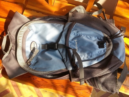 Used Brandname : กระเป๋าถือ สะพายหลัง สะพายข้าง รองเท้า มีให้เลือกชมหลายชิ้นครับผม