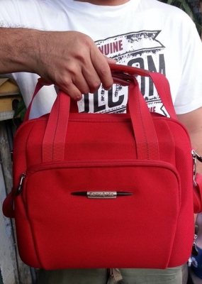 Used Brandname : กระเป๋าถือ สะพายหลัง สะพายข้าง รองเท้า มีให้เลือกชมหลายชิ้นครับผม