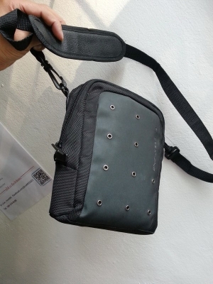 Used Brandname : กระเป๋าถือ สะพายหลัง สะพายข้าง รองเท้า มีให้เลือกชมหลายชิ้นครับผม