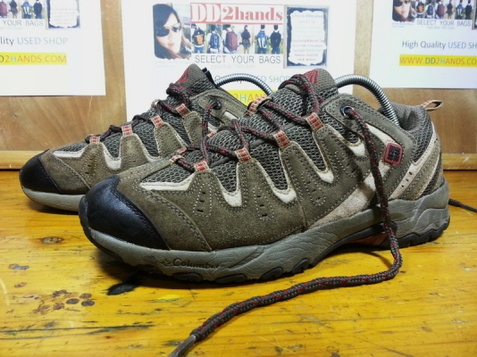 Used Brandname : กระเป๋าถือ สะพายหลัง สะพายข้าง รองเท้า มีให้เลือกชมหลายชิ้นครับผม