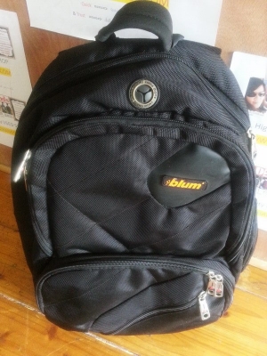 Used Brandname : กระเป๋าถือ สะพายหลัง สะพายข้าง รองเท้า มีให้เลือกชมหลายชิ้นครับผม