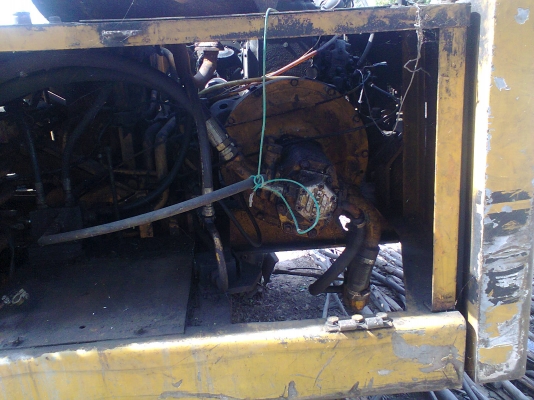 ขายแมคโค แคท100 รถคีบ พร้อมใช้งาน สนใจติดต่อ 086-2465-934