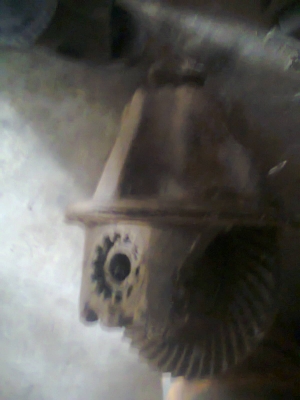 ขายเฟืองท้าย ฮีโน่ KM เดิมๆ ไม่แตกไม่หอน เสื้อเพลาหัก เลยใส่เฟือง F เฟืองดีครับ สนใจติดต่อ 086-2465-934