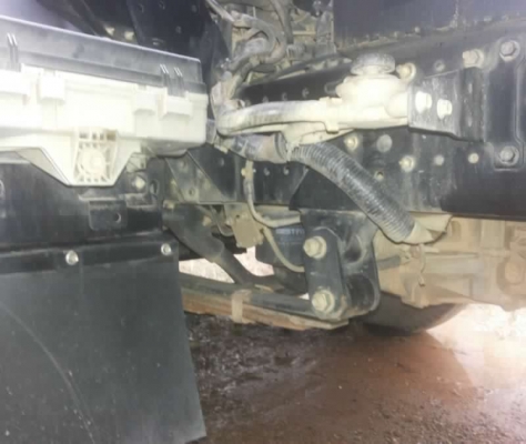 ISUZU  NPR   ติดต่อปารวี  โทร 0839686255