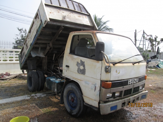 ISUZU-NKR-เครื่อง4JB1-สภาพพร้อมใช้-ไม่มีทะเบียน-ของใช้ได้ทุกอย่างครับ-