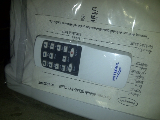 แอร์เคลื่อนที่ .ใหม่ๆ ขนาด 12000 BTU. สภาพพร้อมใช้อุปกรณ์ครบ