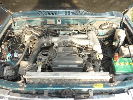 มาสด้า สีเขียว