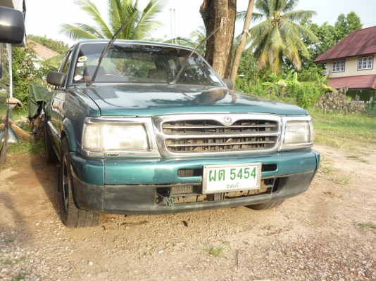 มาสด้า สีเขียว