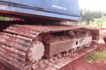 KOMATSU PC100-5  ติดต่อปารวี  โทร 0839686255  ขายแล้ว 435,000 บาทค่ะ