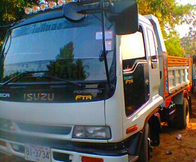 รถ 6 ล้อ ISUZU  เดก้า ULO2       210 แรงม้า