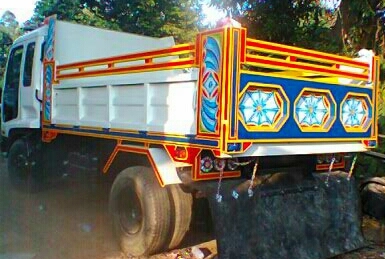 รถ 6 ล้อ ISUZU  เดก้า ULO2       210 แรงม้า