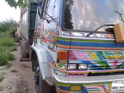 ขาย Roc เล็ก 175 แรง สิบล้อเพลาเดียวดัมพ์ สภาพพร้อมใช้โทร 088-4501277