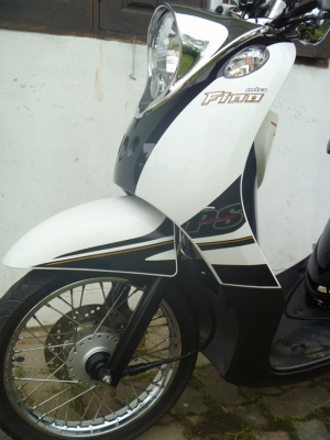 ขาย yamaha  Fino  fremium ปี 2556 รถบ้านสภาพดีมาก