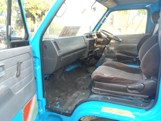 ขายรถ 6 ล้อ ISUZU NPR