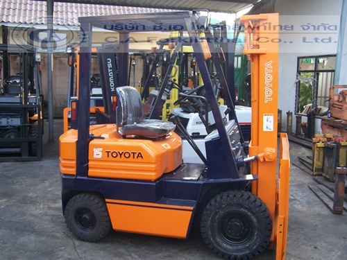 ขายรถ โฟล์คลิฟท์ TOYOTA รุ่น 5-FD15